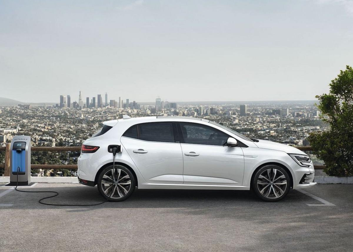 Plug-in-Antrieb für Renault Mégane Fünftürer bestellbar 