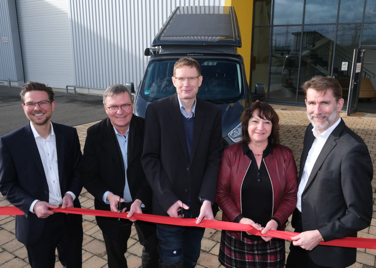 Fabrik für automobile Solartechnik entsteht im sächsischen Zwenkau