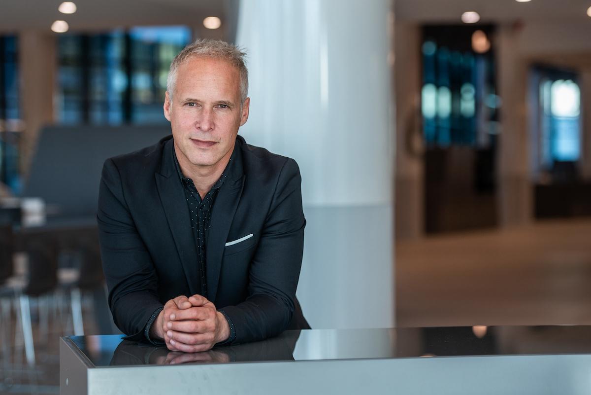 Neuer Director of Digital Business and Product Strategy