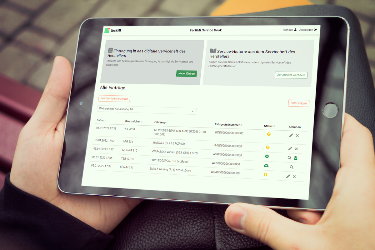 Schnell und einfach zum Online-Servicehefteintrag