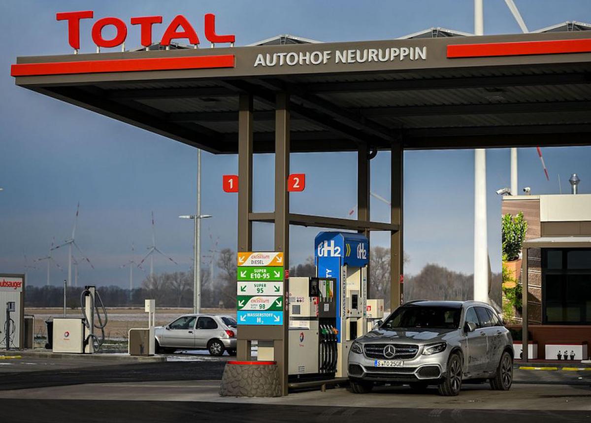 Zwei neue Wasserstoffstationen bei TOTAL