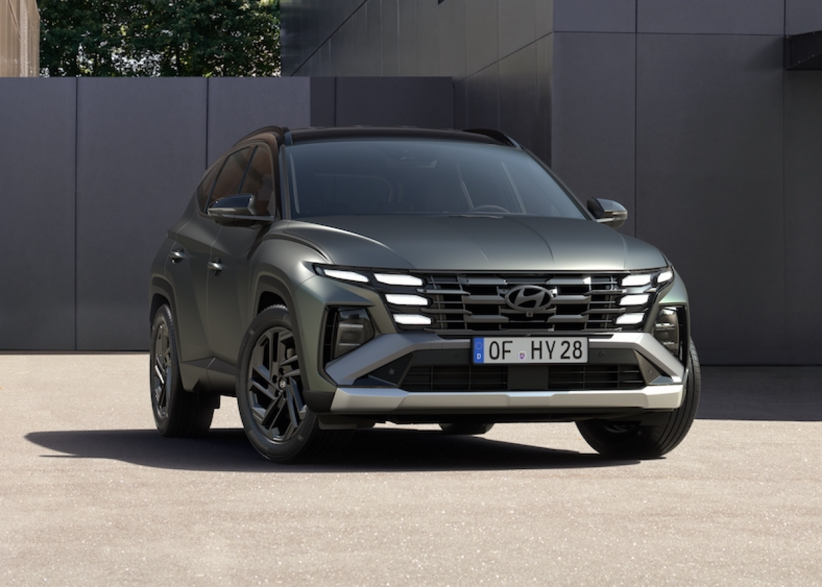 Hyundai TUCSON startet mit mehr Leistung, neuen Antrieben und erweiterter Ausstattung ins neue Modelljahr