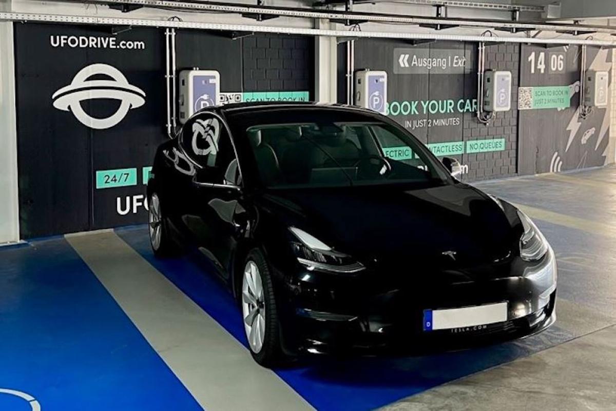 Green E-Mobility mit UFODRIVE am Flughafen Frankfurt erleben