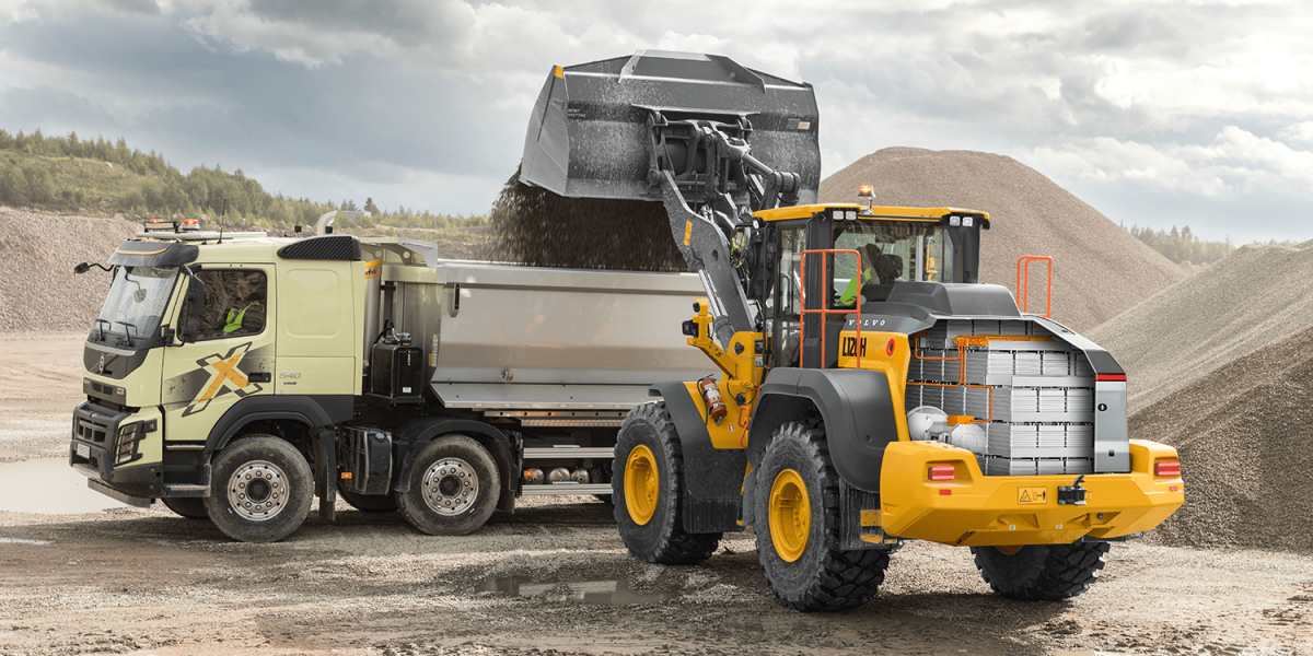 Volvo CE rüstet Radlader L120H auf E-Antrieb um