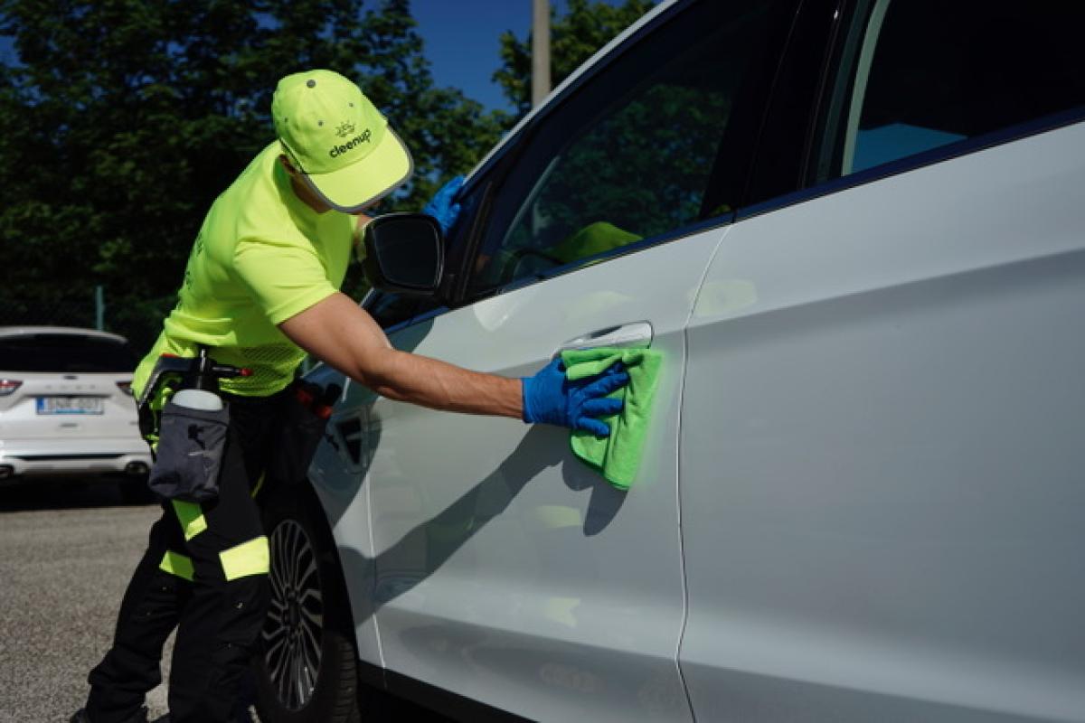 CleenUp gestaltet Fahrzeugpflege für Flotten: Effizient, umweltschonend, kosteneffektiv