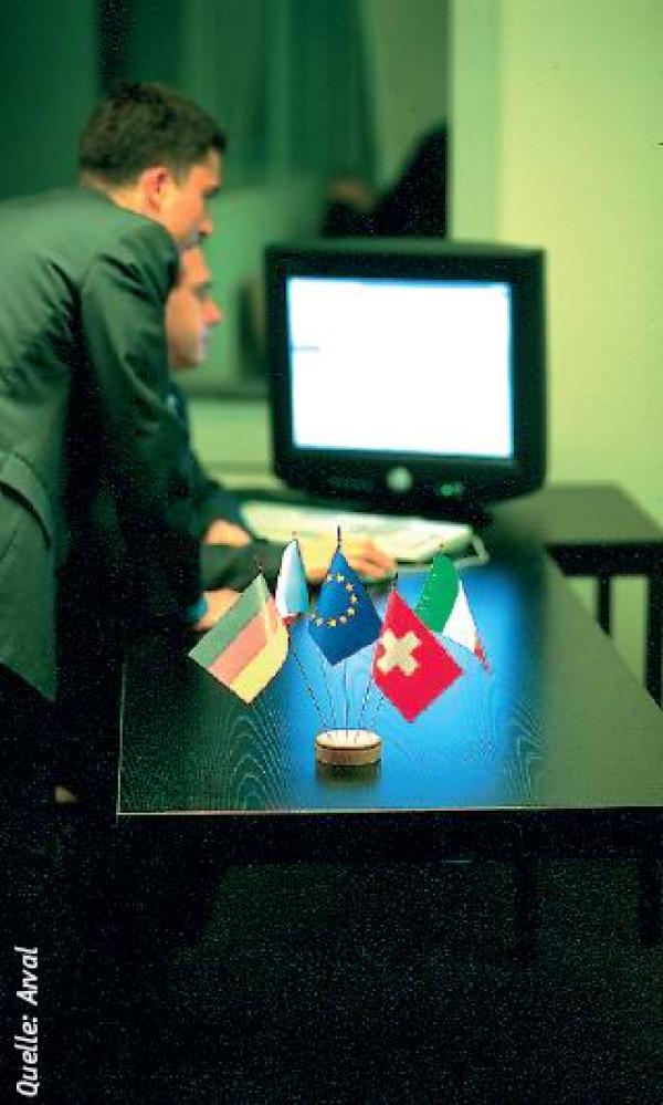 Zentrale Steuerung und optimale Kontrolle