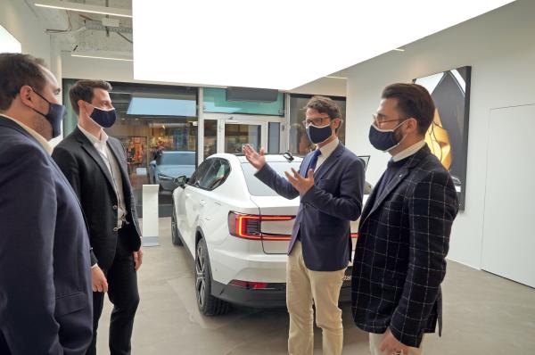 Moderne Form des Autohandels