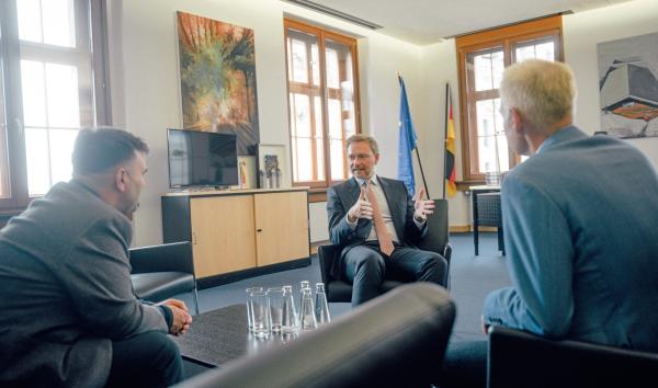 „Ideenwettbewerb führt zu mehr Innovation als Verbot“