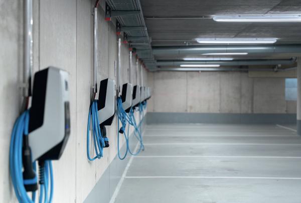 „Ohne Saft keine Kraft“ – Entscheidungen zur Elektromobilität