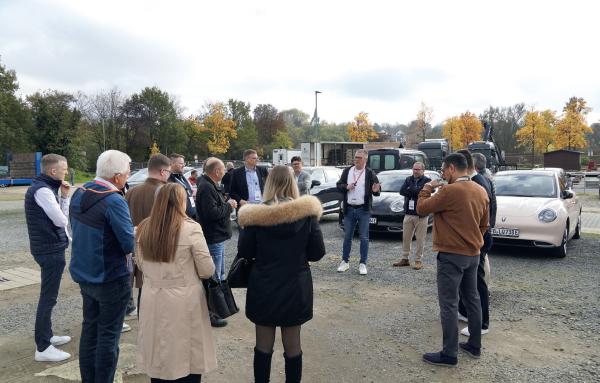 Zwischen erfahren und erleben