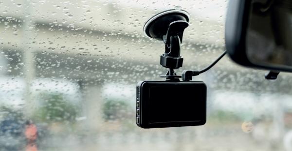 Augenzeugen an der Windschutzscheibe