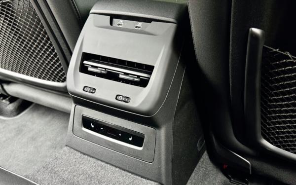 Edel-Hybrid-Transporter